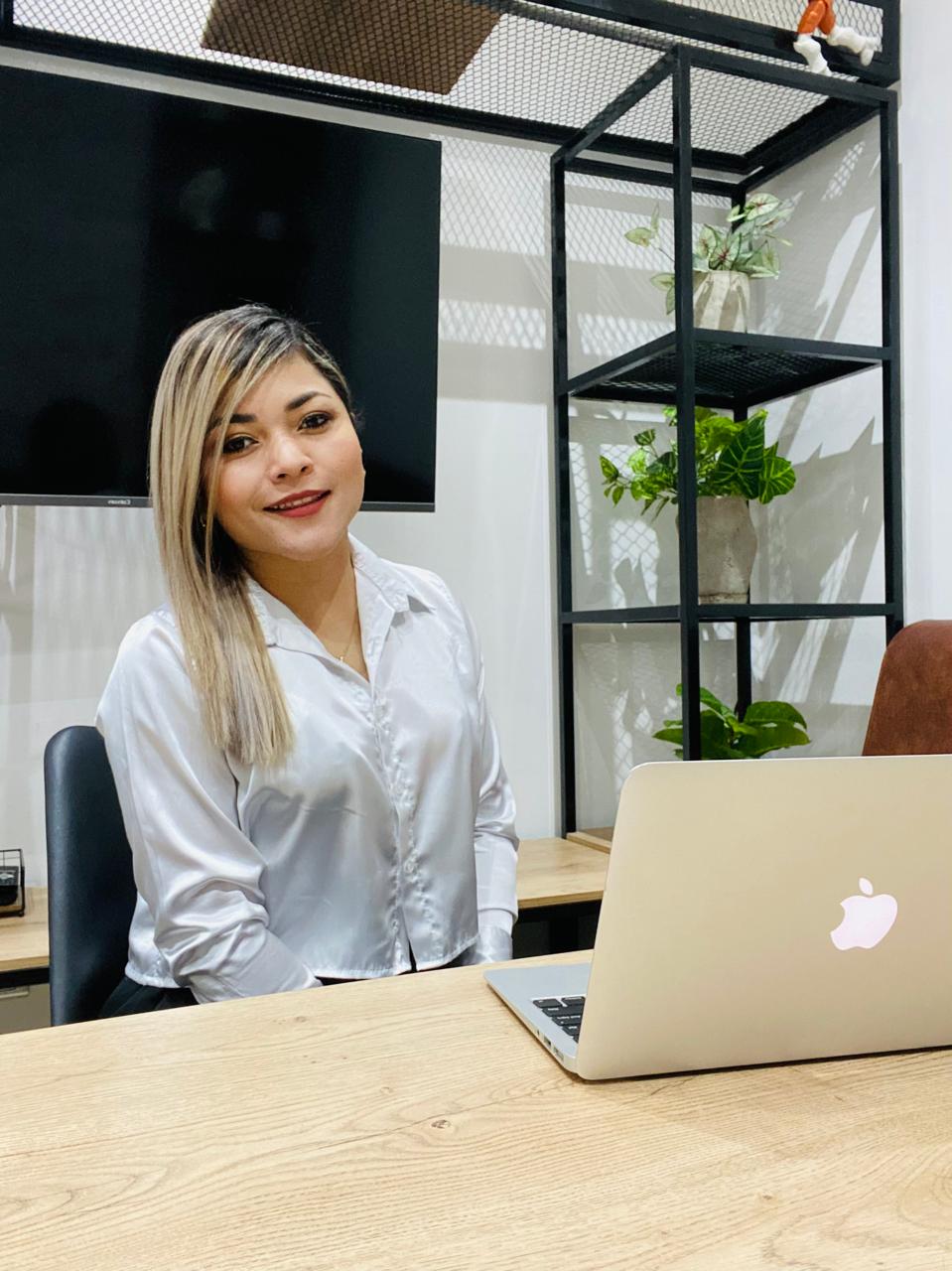 Katherin Rodríguez, Especialista en Derecho Migratorio